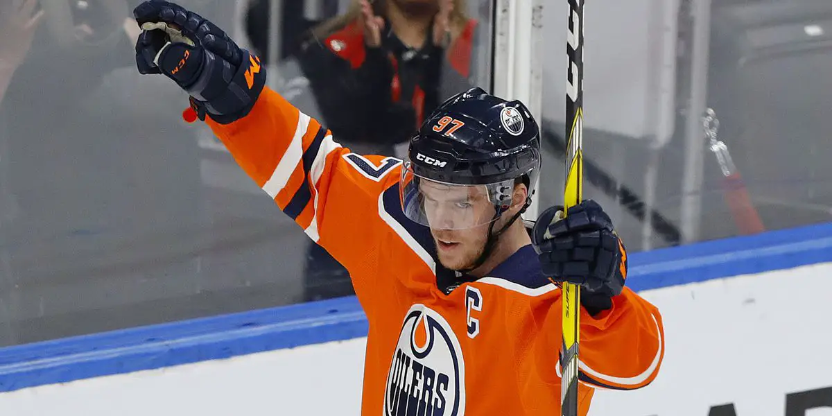 Connor McDavid Wins Multiple Awards