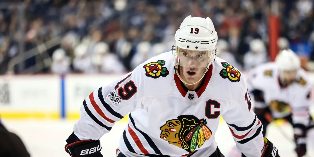 Toews' question chases Chicago Blackhawks into offseason