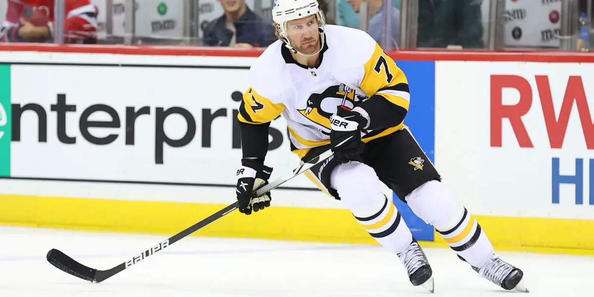 Pittsburgh Penguins' Jeff Carter plays during an NHL hockey game