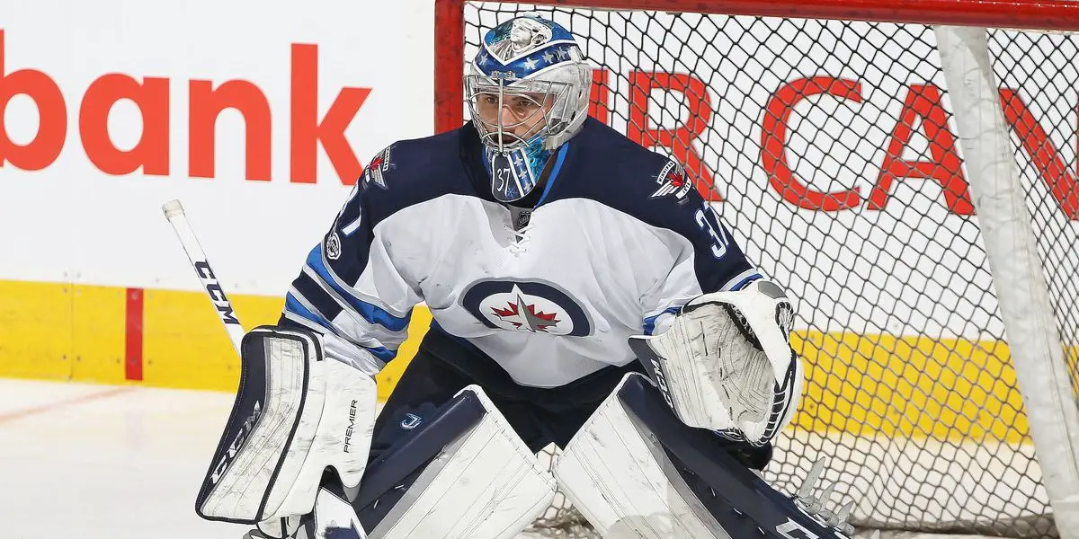 Report: Connor Hellebuyck Has Interest in Long-Term Deal with