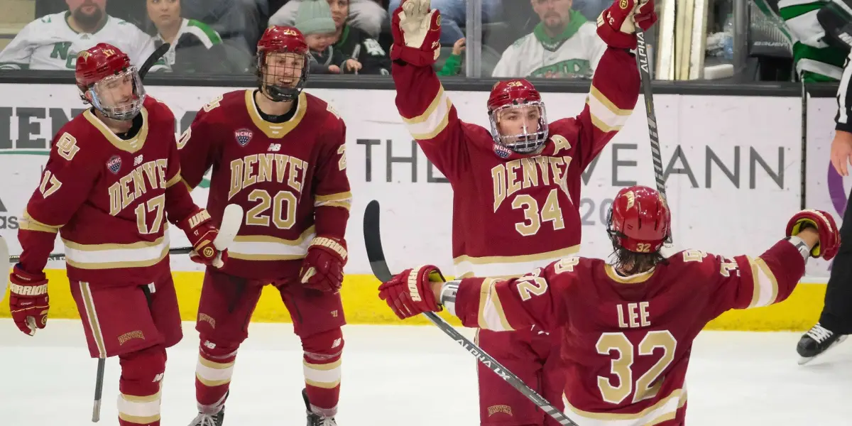 Denver Pioneers UND