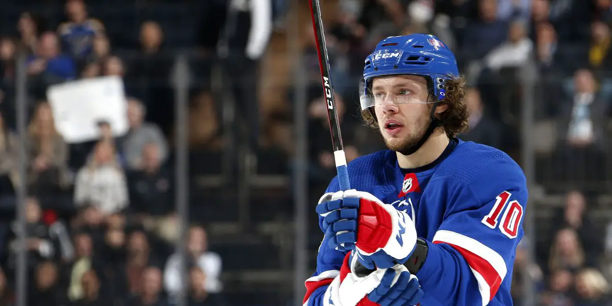 Artemi Panarin in a New York Rangers jersey