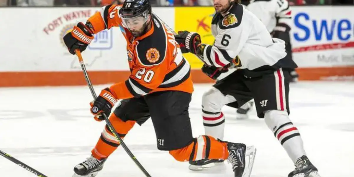 Komets open 2022 training camp, Komets