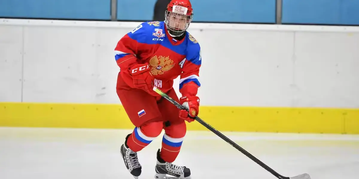 NHL Mock Draft 2023: Connor Bedard goes to Blackhawks; Matvei Michkov falls  out of top 5 in final projections