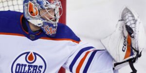 Stuart Skinner in net for the Edmonton Oilers in Round 2 of the 2023 NHL Stanley Cup Playoffs