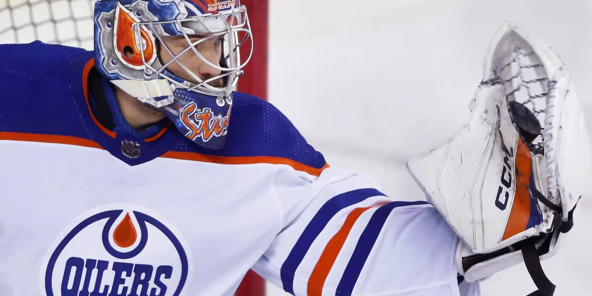 Stuart Skinner in net for the Edmonton Oilers in Round 2 of the 2023 NHL Stanley Cup Playoffs