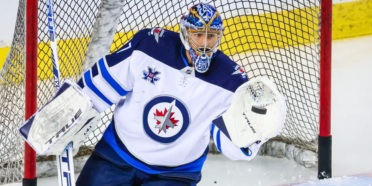 Winnipeg Jets Starter Connor Hellebuyck Make's Glove Save in Warm-up