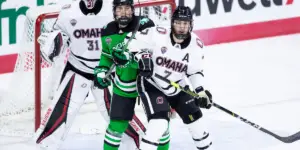 KANSAS CITY MAVERICKS SIGN FORWARD CADE BORCHARDT