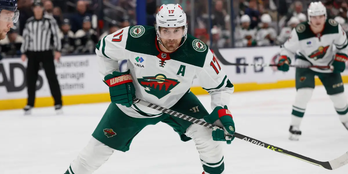 Wild sign right wings Zuccarello and Foligno to contract