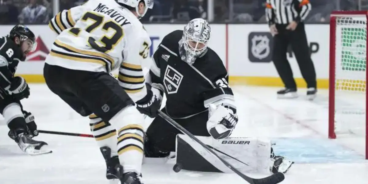 Vegas Golden Knights pummel Panthers, win their first Stanley Cup