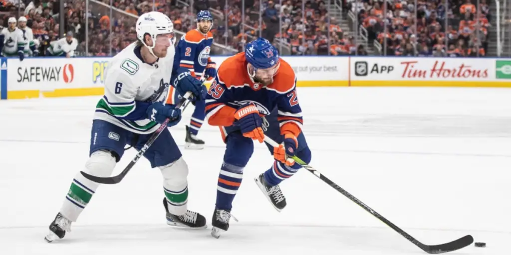 NHL Playoff Recap: Edmonton Oilers vs. Vancouver Canucks Game 3 | 05/12 ...