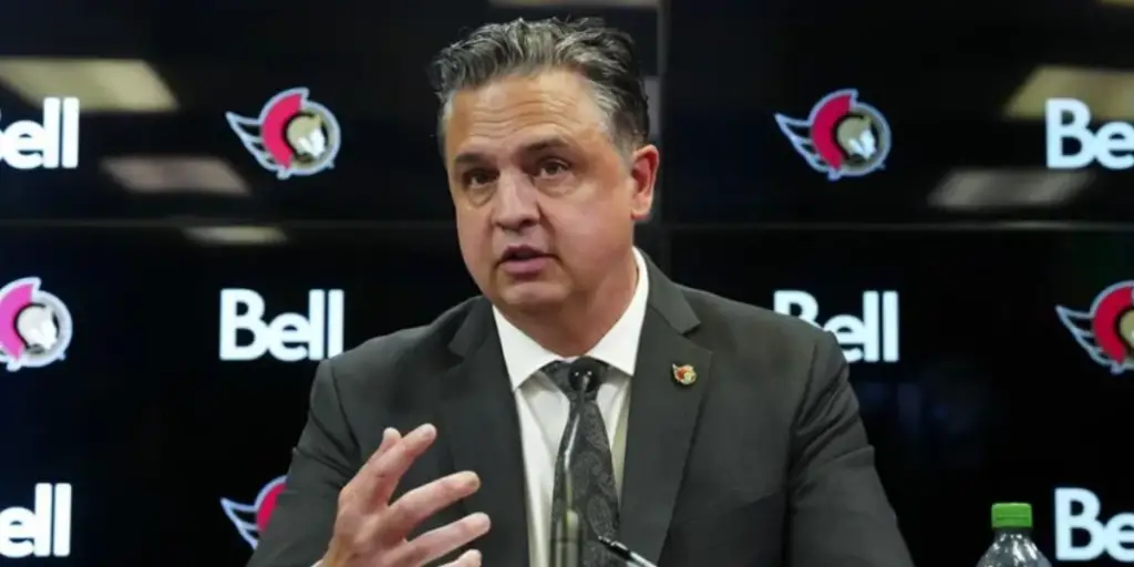 Travis Green at his introductory press conference with the Ottawa Senators.