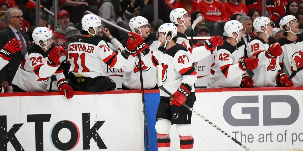 Paul Cotter celebrates a goal against the Washington Capitals.