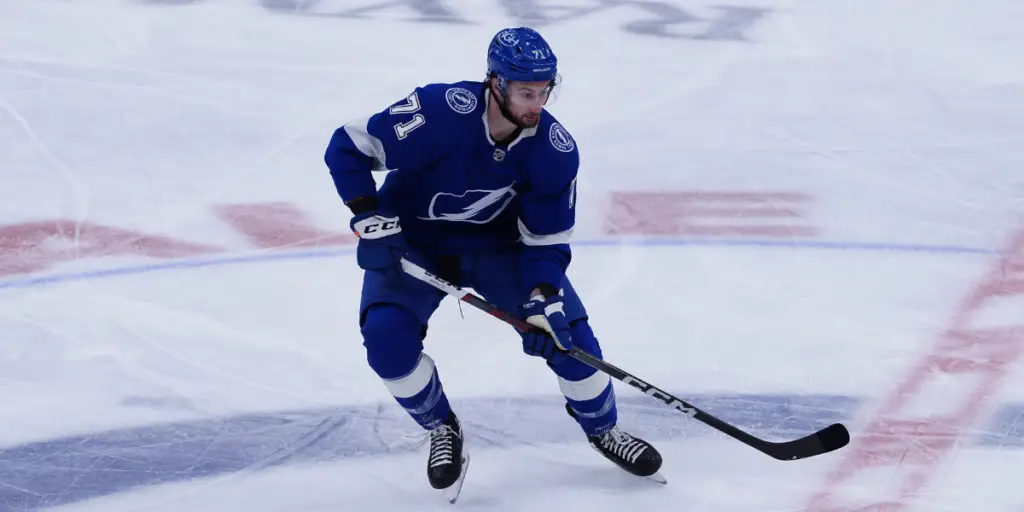 NHL Game Preview Colorado Avalanche at Tampa Bay Lightning with Line