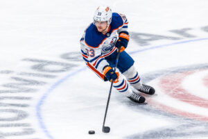 Viktor Arvidsson skating for the Edmonton Oilers