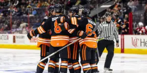 Fort Wayne Komets celebrating a goal