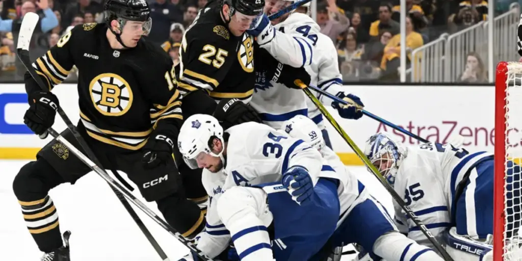 NHL Game Preview Boston Bruins at Toronto Maple Leafs with Line