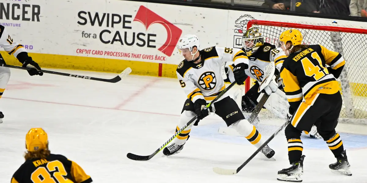 Vinni Lettieri skating for the Providence Bruins