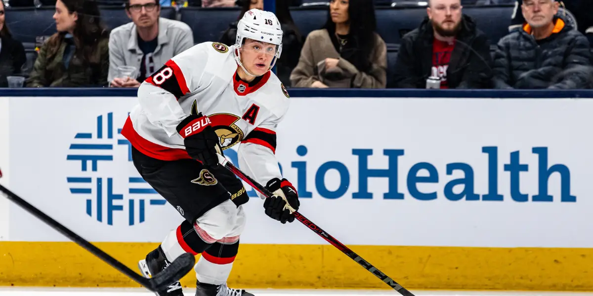 Tim Stutzle skating for the Ottawa Senators