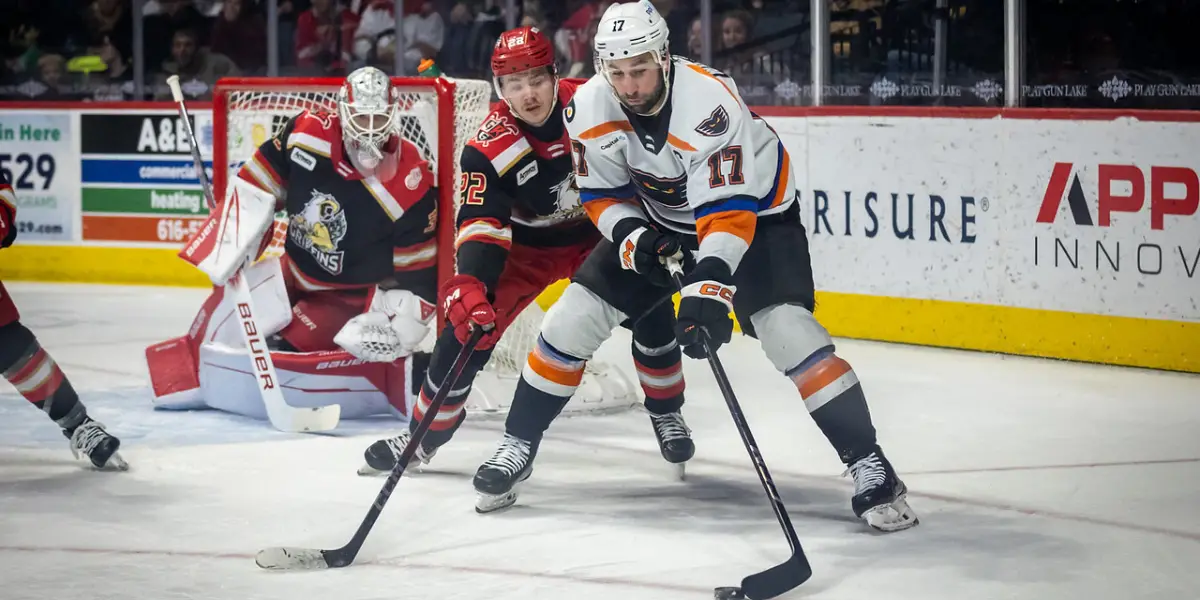 AHL: Lehigh Valley Phantoms Re-Sign Captain
