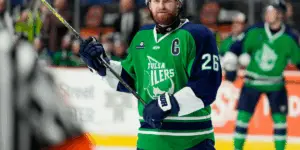 https://www.flickr.com/photos/tulsaoilers/54421049355/