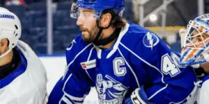 AHL: Syracuse Crunch Captain Announces Retirement