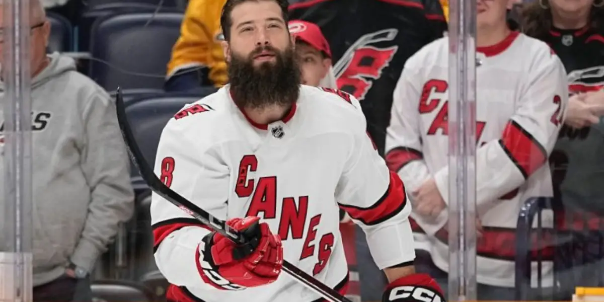 Colorado Avalanche Sign Brent Burns