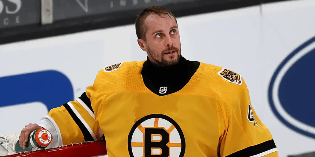 Jaroslav Halak in net for the Boston Bruins