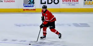 Detroit Red Wings Sign John Leonard