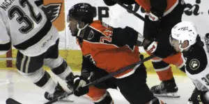 AHL: Lehigh Valley Phantoms Re-Sign RFA turned UFA
