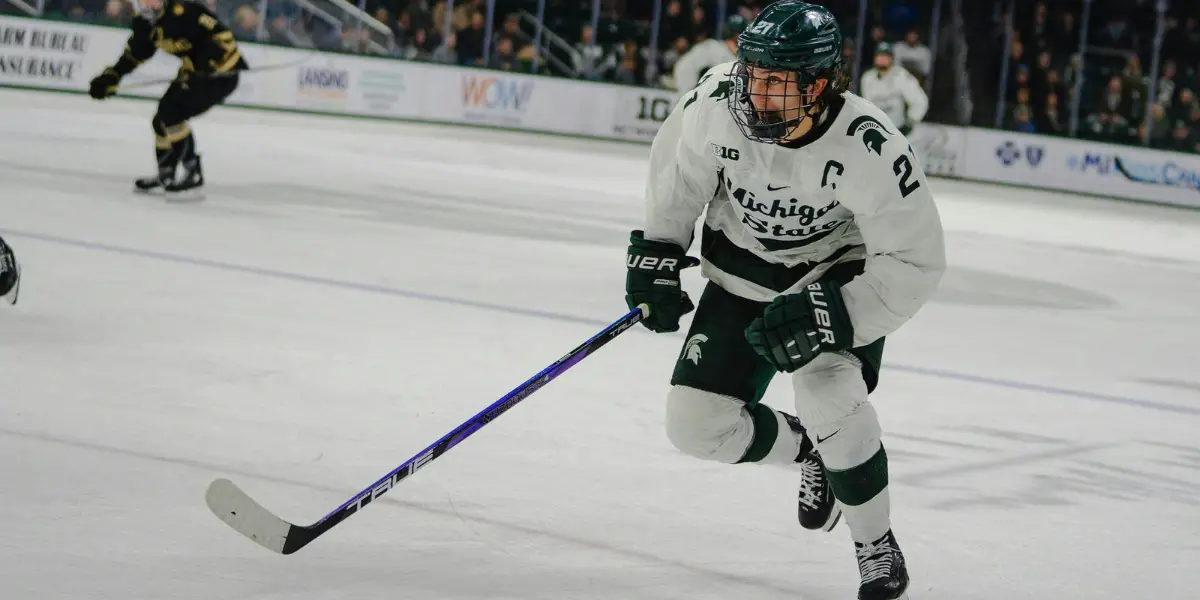 AHL: Rochester Americans Sign Red Savage