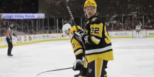 AHL: Justin Lee Signs Overseas